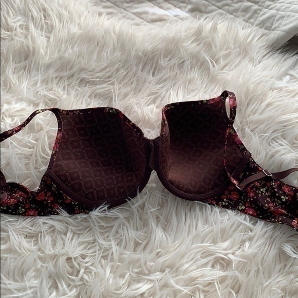 Victorias secret biofit bra - Picture 5 of 5